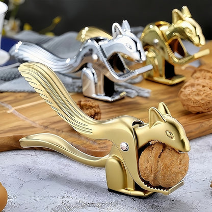 Nut Cracker Tool, Handheld Squirrel Shape Walnut Clip
