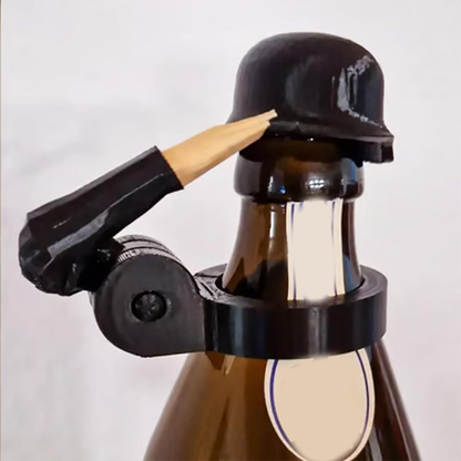 ✨️✨️Soldier Salutes Beer Bottle Caps Helmets Efficient Decorative Designs for Party Veterans Enthusiasts