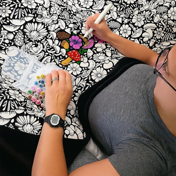 🎨DIY Coloring Blanket with Markers✨