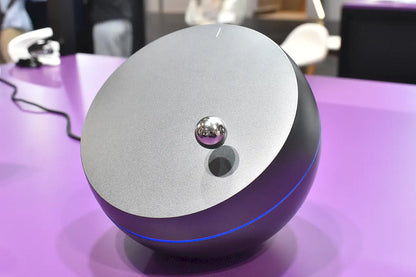 "Gravity Universe Time": A magnetic clock featuring a levitating miniature planet as its pointer