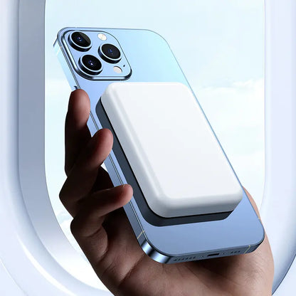 📱🚀5000mAh Magnetic Power Bank for iPhone 12–17 Series, Works Best with MagSafe Case or No Case