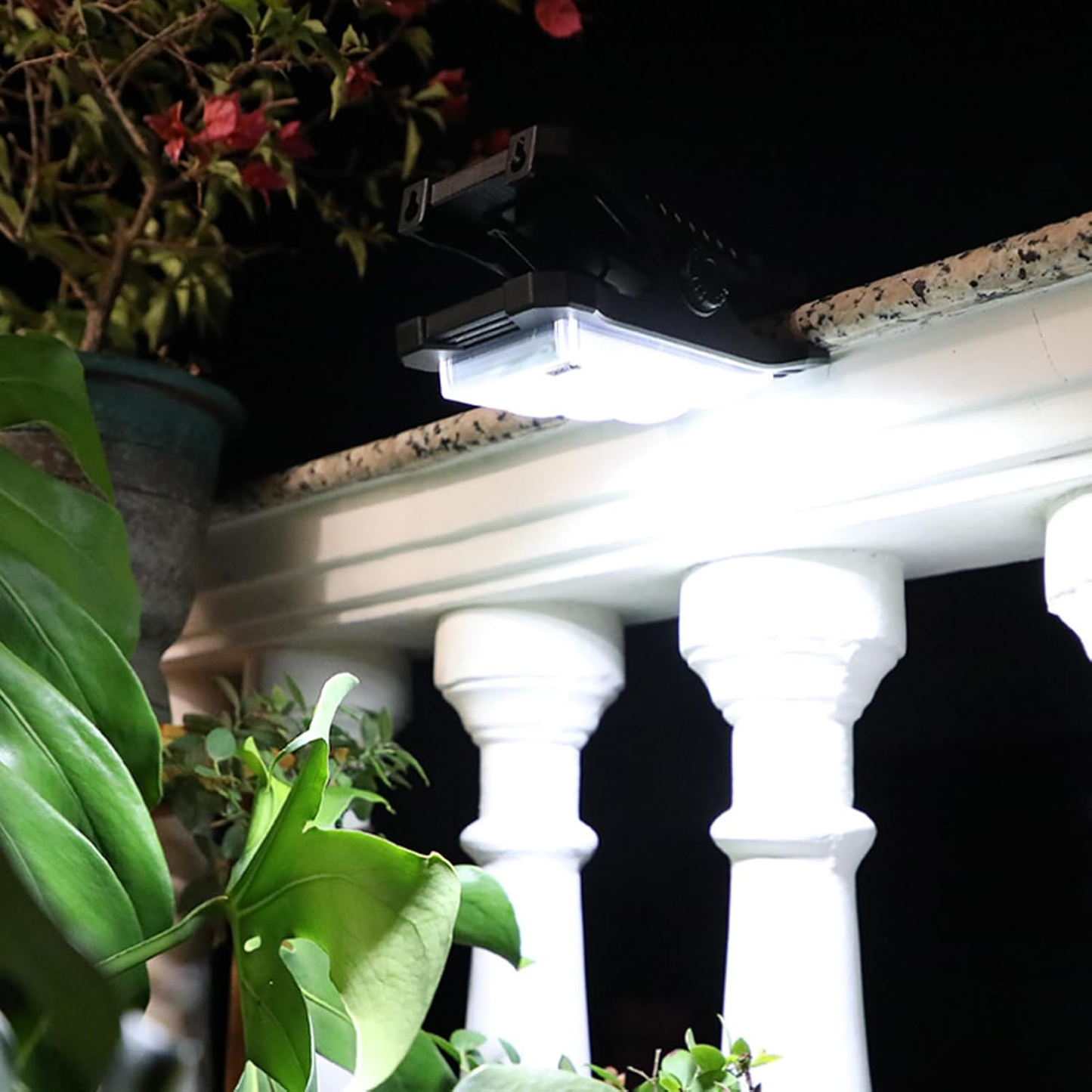 ✨️✨️Clip on Fence Solar Lights,Wall Lights | Solar Outdoor Clip Motion Sensor Security Light USB Charging Waterproof